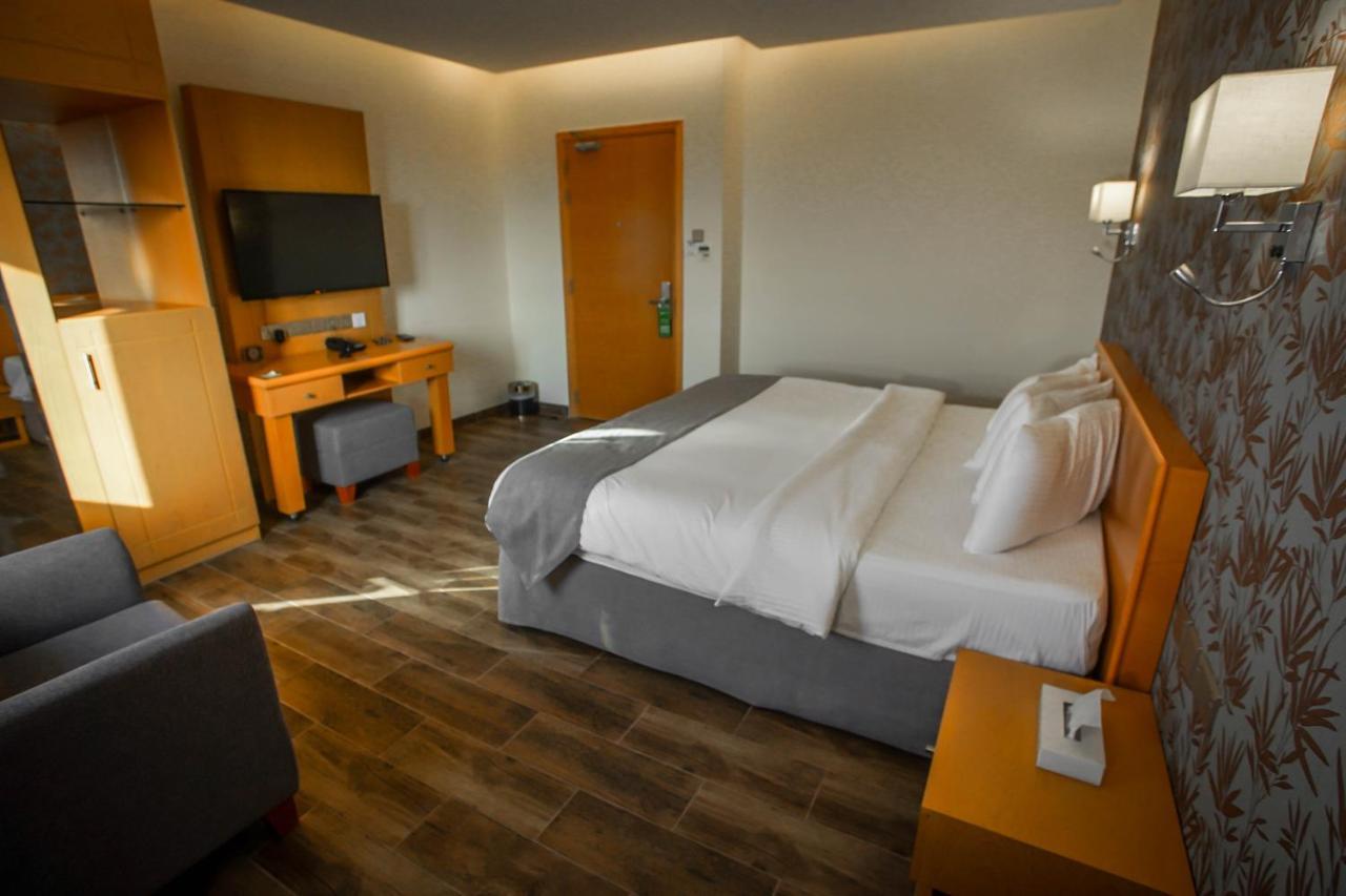 Sama Muscat Hotel Al Khawd Εξωτερικό φωτογραφία
